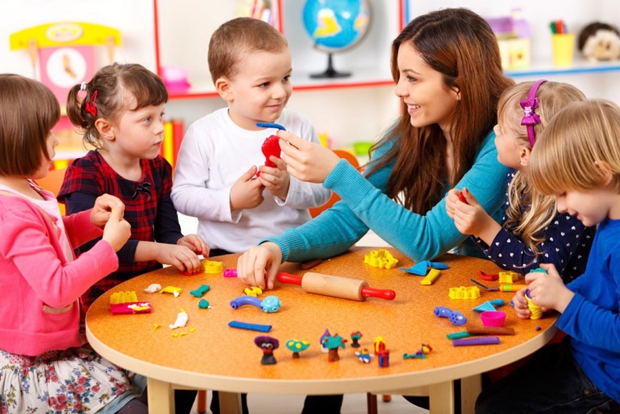 How To Be A Good Child Care Worker