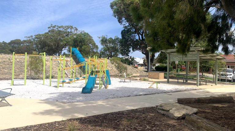 Frank Gibson Park (Fremantle) – Playground Review