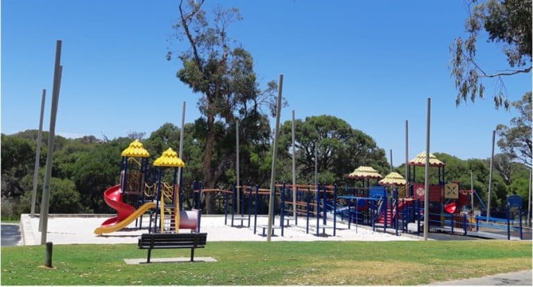 Manning Park Playground (Hamilton Hill) – Playground Review