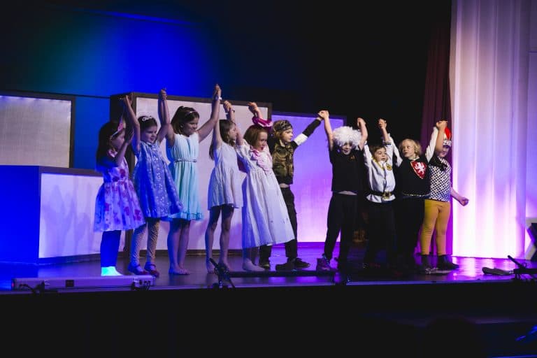 Drama Confidence and Performance Classes